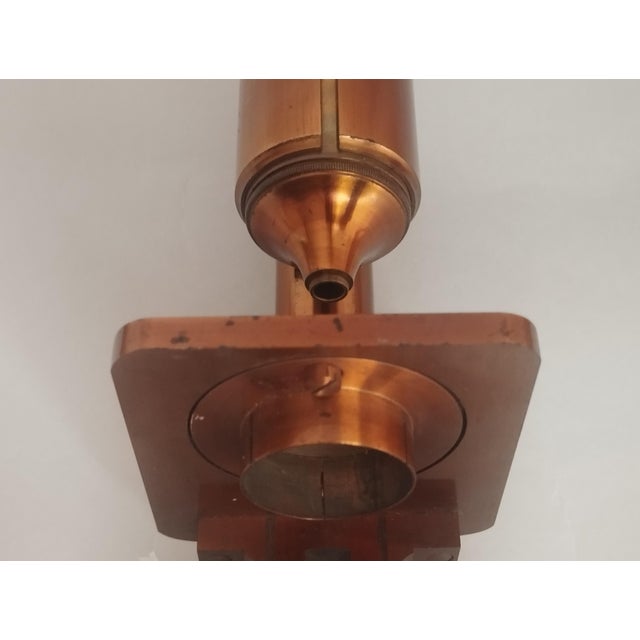Antique No 975 Microscope in Brass from Beneche & Wasserlein, Berlin, 1850s For Sale - Image 4 of 14