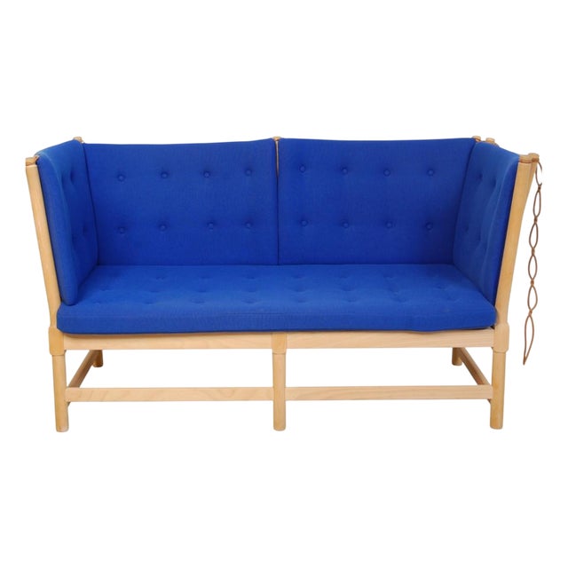Spoke Back Sofa in Blue Fabric by Børge Mogensen, 1990s For Sale