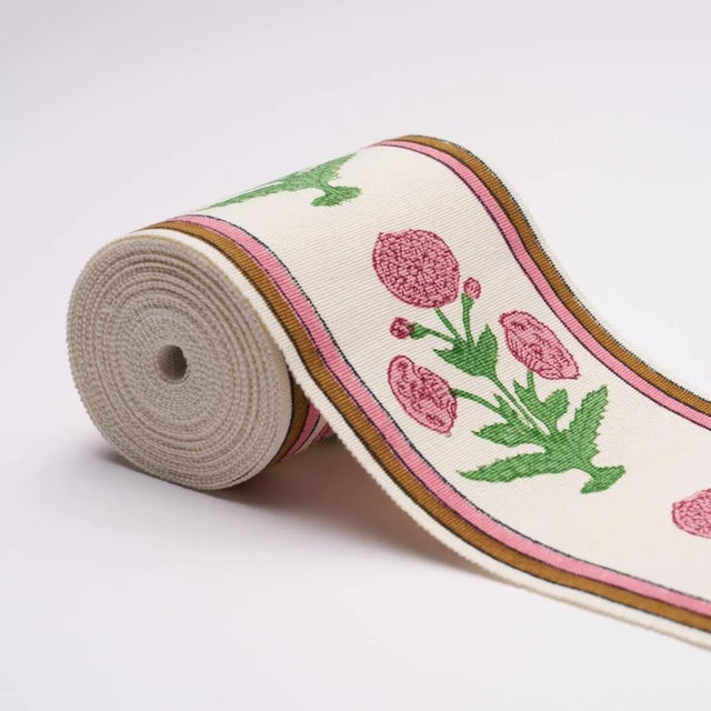 Contemporary SAMPLE - Schumacher x Molly Mahon Poppy Hand Block Trim In Pink For Sale - Image 3 of 4