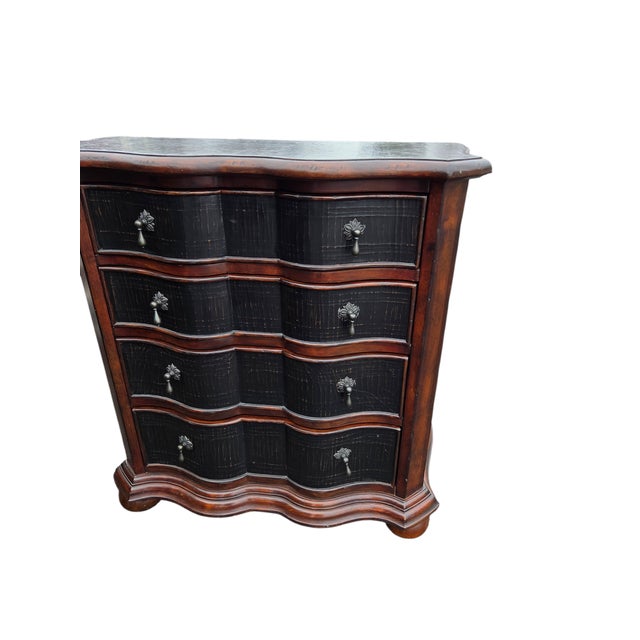 Ethan Allen 1990s Ethan Allen Lucca Serpentine Chest of Drawers Dresser Nightstand Console For Sale - Image 4 of 11
