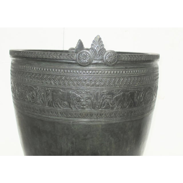 Grand Tour Large Bronze Situla From Pompeii 19th Century For Sale - Image 14 of 17