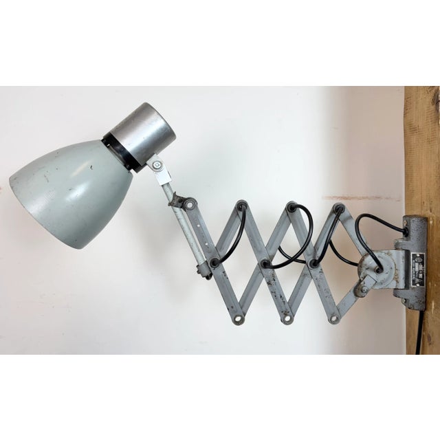 Industrial Grey Scissor Wall Lamp, 1960s For Sale - Image 4 of 18
