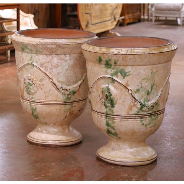 Early 21st Century Pair of French Antiqued Anduze Terracotta Garden Vases From Terre Figuière For Sale - Image 5 of 14