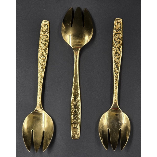 Metal Vintage 1950s International Silver Co. "Americana Golden Heritage" Flatware - 21-Piece Collection For Sale - Image 7 of 18