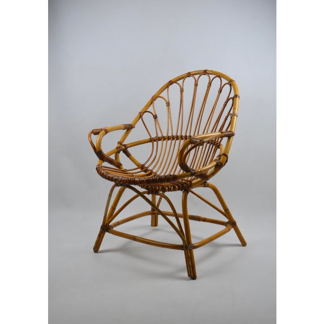 Wood Mid-Century Modern French Rattan Peacock Lounge Chair, 1970 For Sale - Image 7 of 13