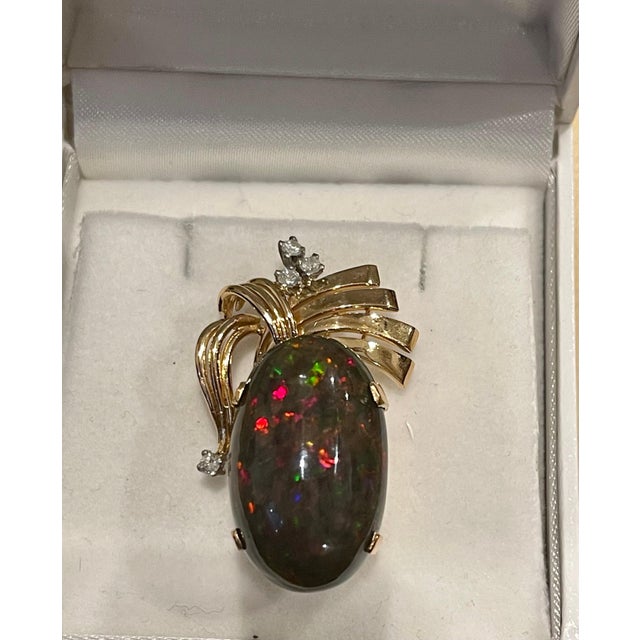 30 Carat Oval Ethiopian Black Opal Pendant/Necklace 18 Karat + 18 Kt Gold Chain For Sale - Image 11 of 18