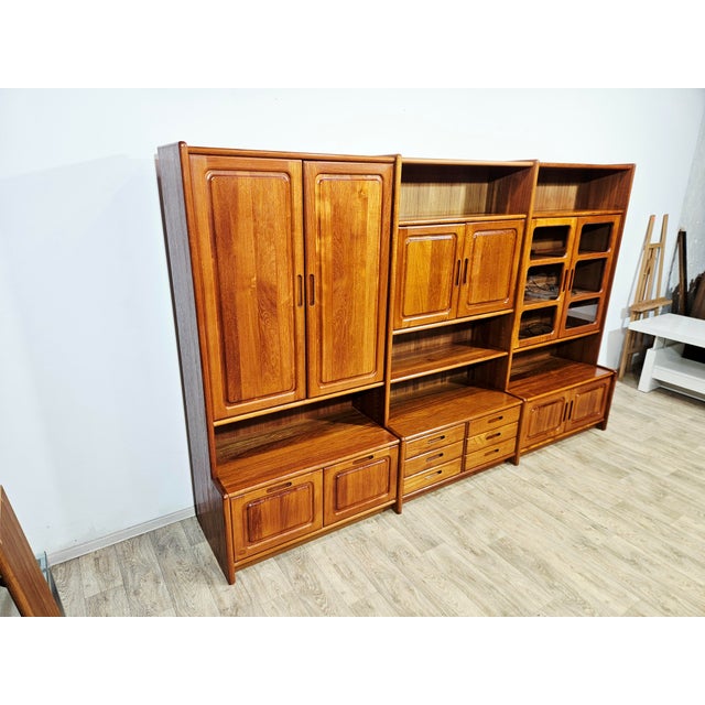Brown Vintage Danish Modular Shelving Unit in Teak from Dyrlund, 1960s For Sale - Image 8 of 18
