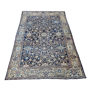 Late 19th Century Mahal Sultanabad Rug