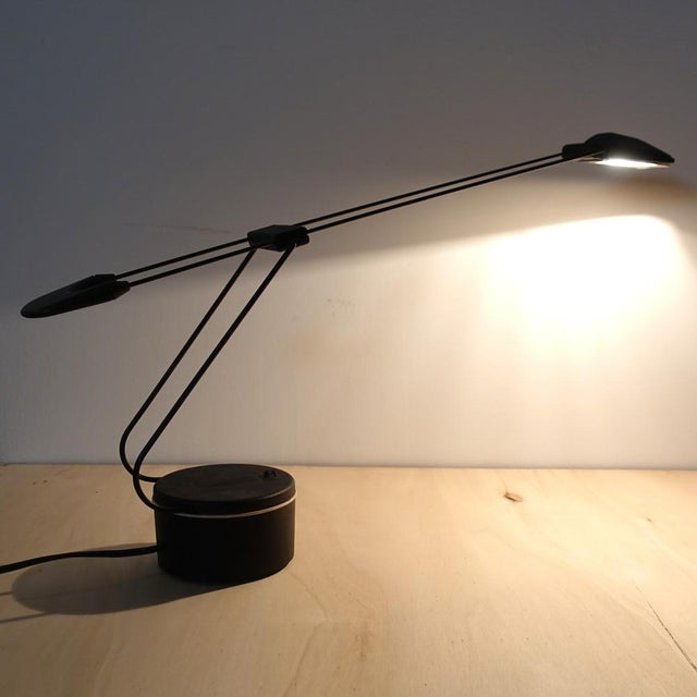 1980s Modo Halogen Table Lamp by Gabriele Basilico for Alva-Line, 1980s For Sale - Image 5 of 7