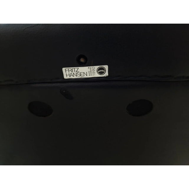 Real Leather Armchair in Black by Fritz Hansen For Sale - Image 5 of 13