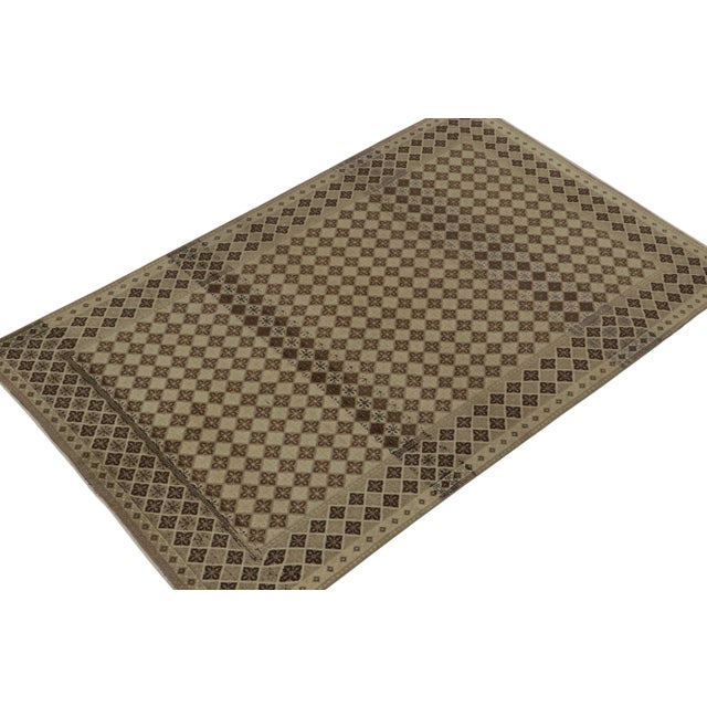 This vintage 4x8 rug is a new addition to Rug & Kilim’s Mid-Century Pasha Collection. This line is a commemoration, with...