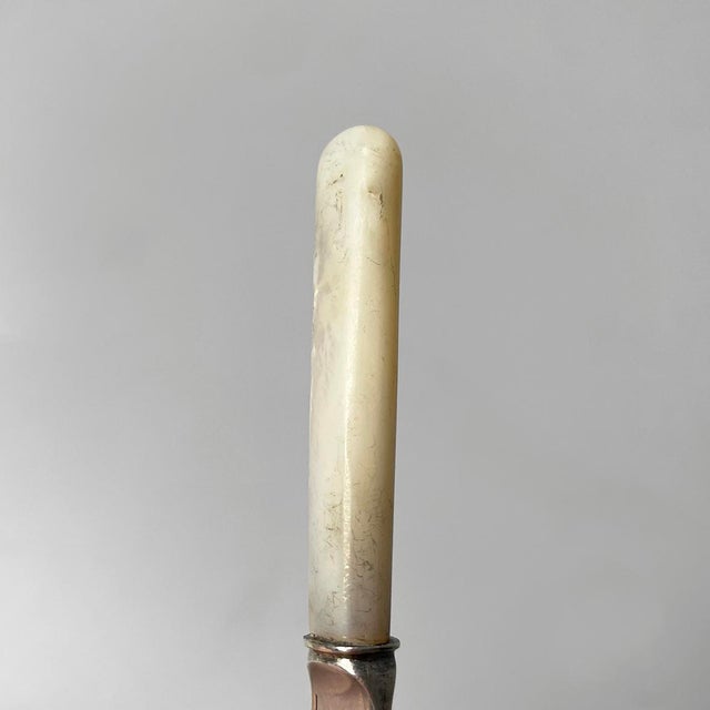 English Silver-Plated and Bakelite Knifes by Mappin and Weeb, 1950s, Set of 6 For Sale - Image 10 of 12