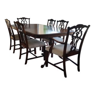 Antique Bernhardt Dining Set For Sale