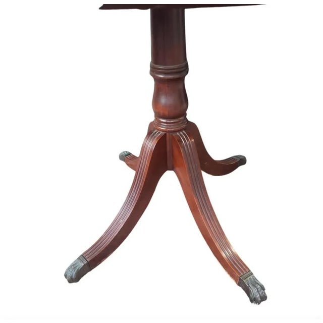 Wood Brandt Furniture Sheraton Style Dropleaf Pedestal Small Dining Table, C. 1940s For Sale - Image 7 of 11