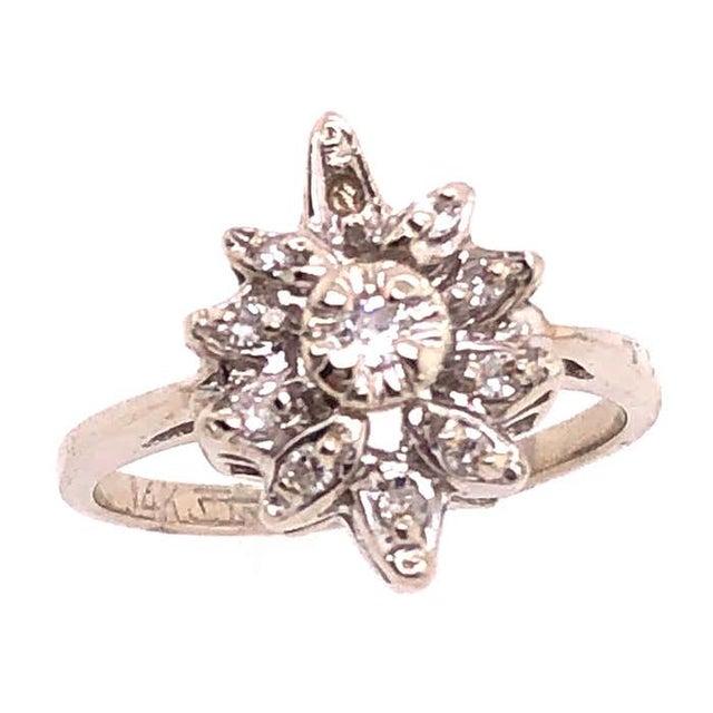 2010s 14 Karat White Gold Contemporary Ring Diamond Floral Design 0.33 TDW, Size 5.75 For Sale - Image 5 of 8
