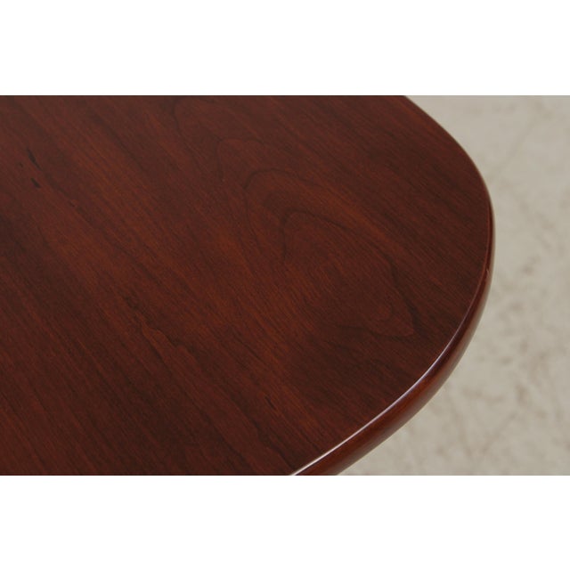 Henkel Harris Cherry Queen Anne Style Double Pedestal Dining Table For Sale In Philadelphia - Image 6 of 18