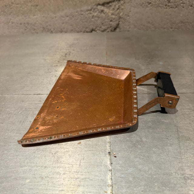 Antique Copper Tray Crafted by Sternauware New York Silent Butler For Sale - Image 4 of 11