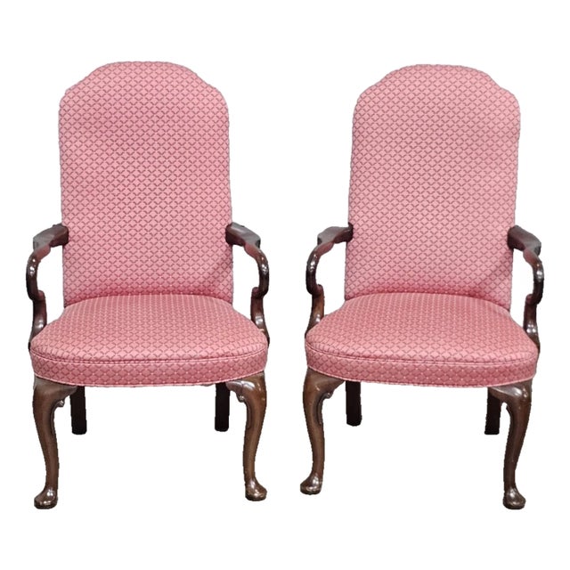 Late 20th Century Pair of Kittinger Williamsburg Queen Anne Style Mahogany Open Arm Chairs For Sale