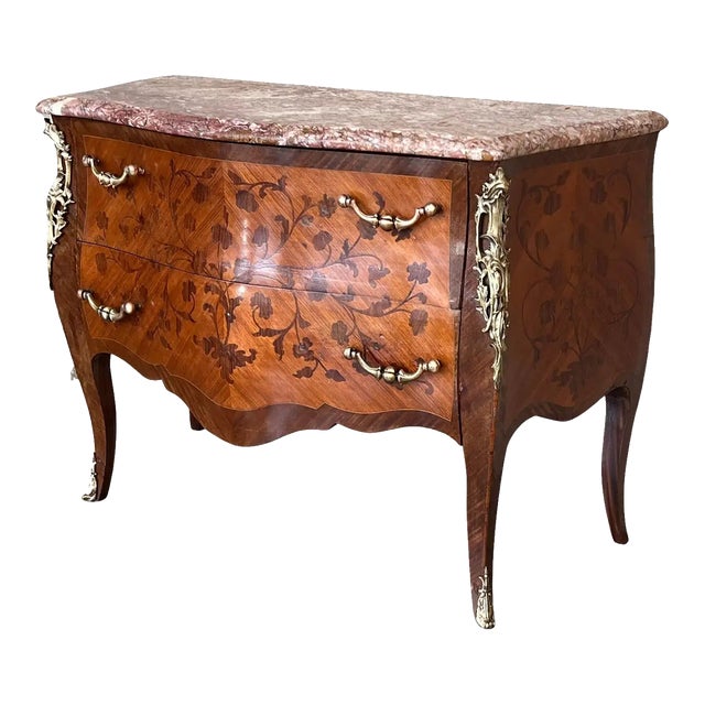 French Louis XV Style Fine Kingwood and Marquetry Ormolu Mounted Bombe Commode For Sale