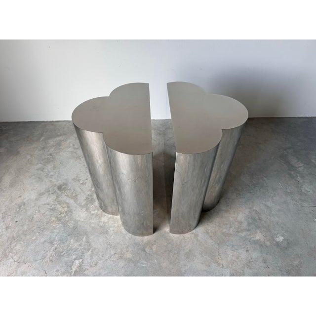 Mid-Century Modern 1970’s Curtis Jere–Style Trefoil / Clover Pedestal Base Dining Table With Glass Top For Sale - Image 3 of 12