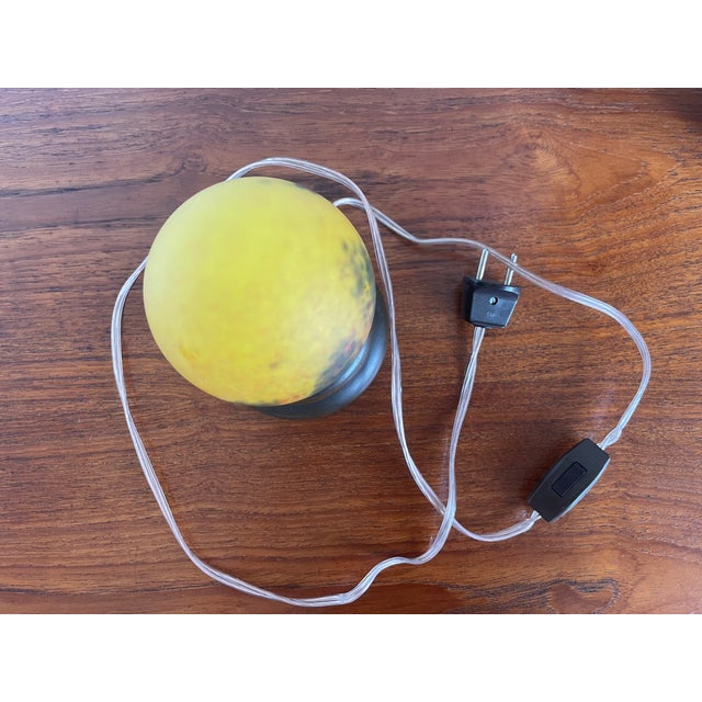 1930s Art Deco Yellow Round Glass Table Lamp from Art Dfrance, 1930 For Sale - Image 5 of 7