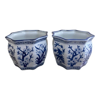 Pair of Blue & White Chinoiserie Porcelain Planters With Scalloped Form For Sale