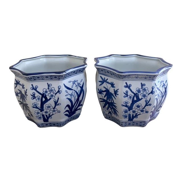Pair of Blue & White Chinoiserie Porcelain Planters With Scalloped Form For Sale