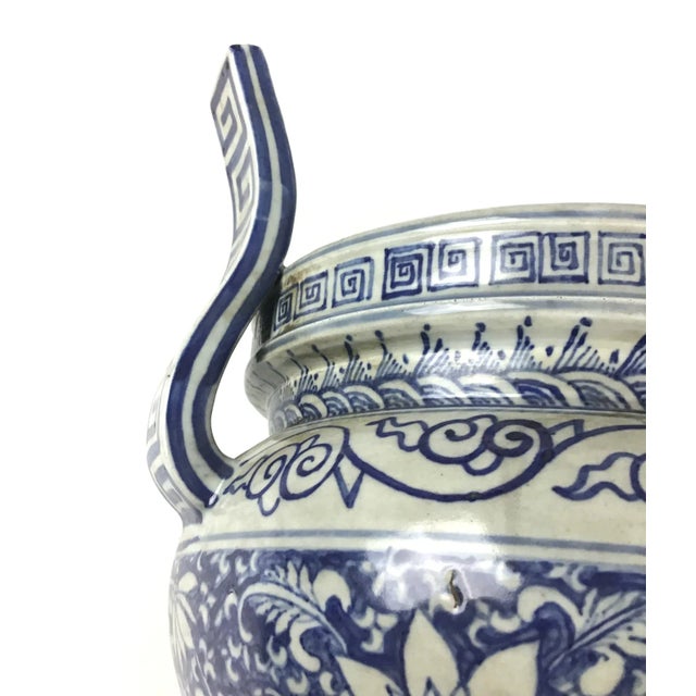 Antique Chinese Blue and White Tripod Incense Burner For Sale - Image 9 of 13