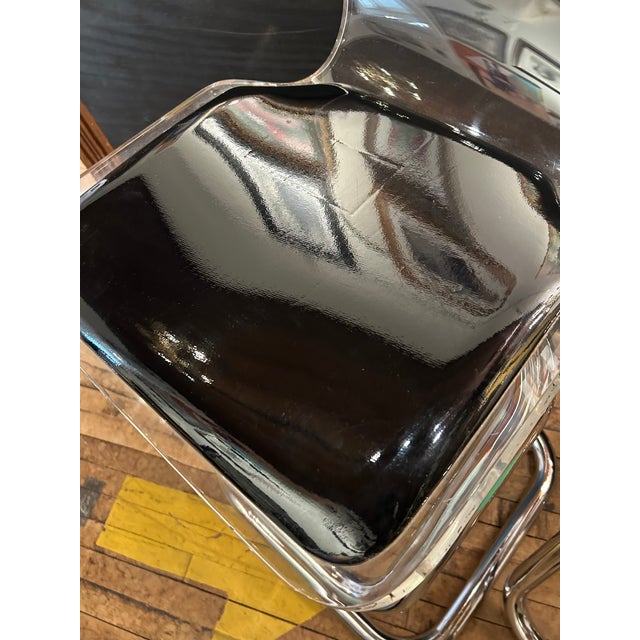 Lucite and Black Patent Leather Designer Luigi Bardini Bar Stools -a Pair For Sale - Image 10 of 15