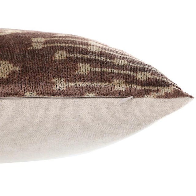 Luxury Silk Velvet Ikat Throw Pillow 16x24 – Taupe & Blush Handmade For Sale In San Francisco - Image 6 of 8