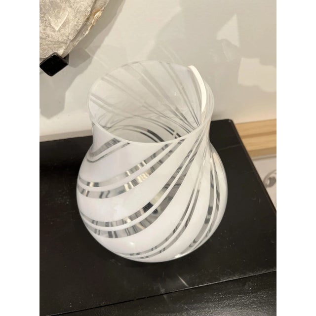 Italian Late 20th Century White Murano Lamp – Medium For Sale - Image 3 of 6