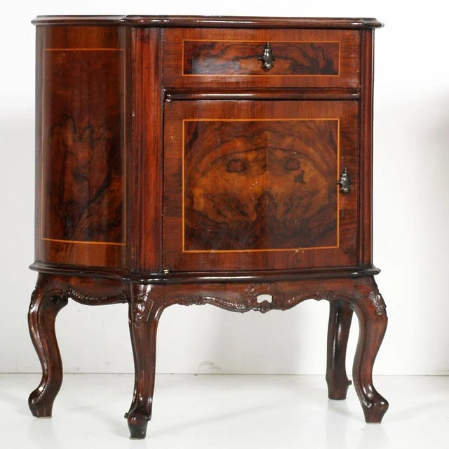 Baroque Venetian Carved Burl Nightstand with Fillet Inlay from Testolini & Salviati, 1930s For Sale - Image 3 of 8