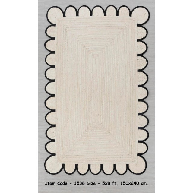 Black Scallop Edge With Solid White Jute Rug 5x7 Ft. For Sale - Image 13 of 13