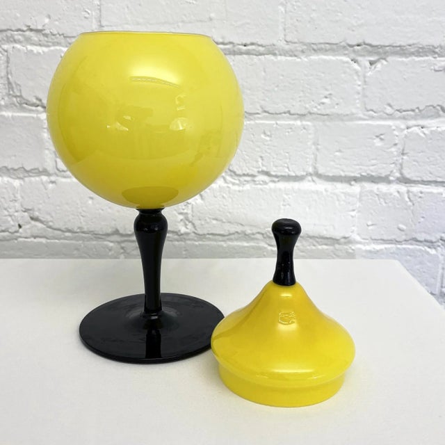 1960s Vintage Venetian Cased Glass Empoli, Yellow With Black Stem Apothecary For Sale - Image 5 of 12