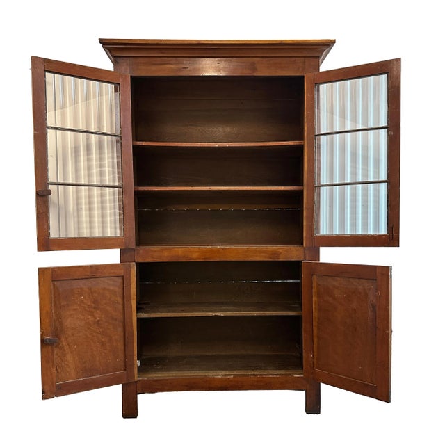 A wonderful and rustic Southern Primitive Jackson Press from Kentucky. The piece features glass with a subtle wave,...