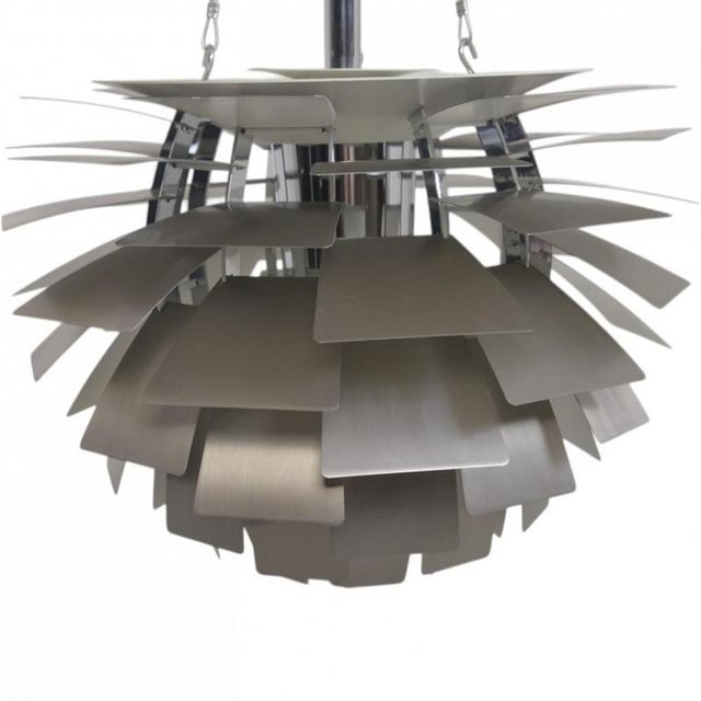 Poul Henningsen Artichoke lamp with steel shades, and a diameter of 48 Cm. The lamp is from the 2000s and appears in good...