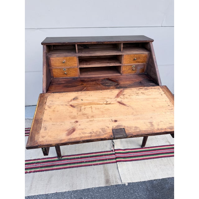 Antique Lancaster County Pennsylvania Sheraton Paint-Decorated Slant-Front Shopkeeper's Desk For Sale - Image 4 of 15