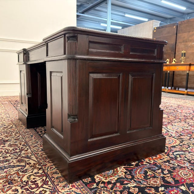 Brown English Desk in Green Leather For Sale - Image 8 of 18