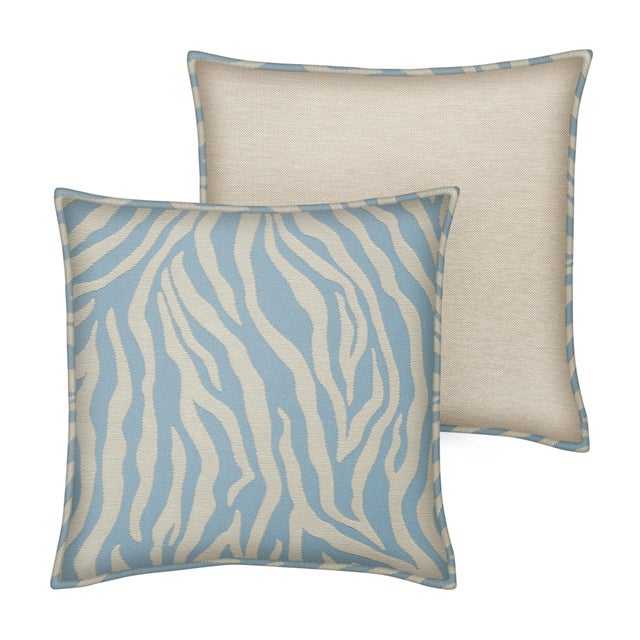 Give your interior, terrace or balcony a boost with cushion Amina. Amina is our abstracted interpretation of the evergreen...