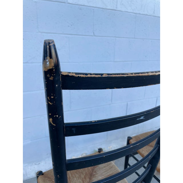 Black Pair of Sculptural Italian Tall Ladder Back Side Chairs With Rush Seats - In the Style of Gio Ponti For Sale - Image 8 of 12
