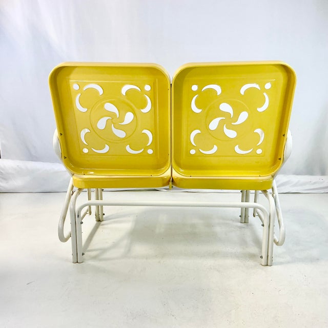 1970s Vintage Americana Boho Chic Glider Outdoor Loveseat. For Sale - Image 10 of 14