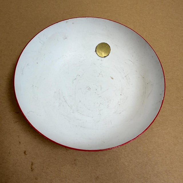 For your consideration, a mid-century modern Florence Thomas enamel bowl. Made in Pasadena California. USA circa the...