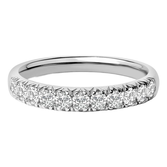 14K White Gold 1/2 Cttw Round Diamond 11 Stone Classic Band - Size 4 For Sale