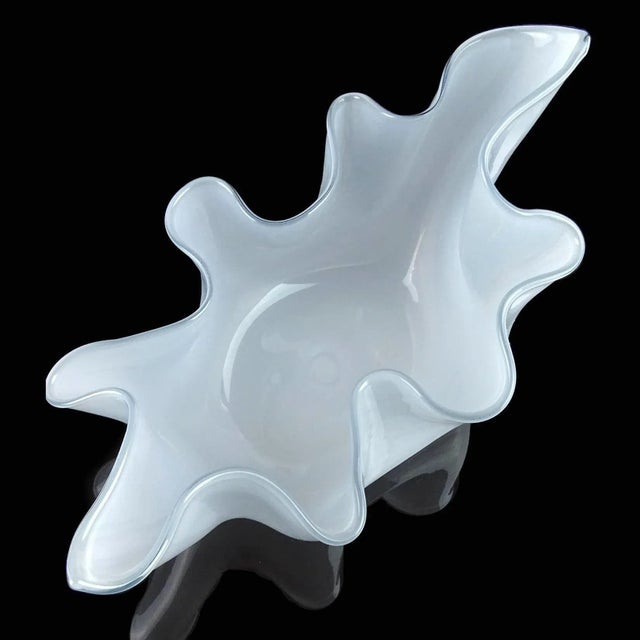 Mid-Century Modern Venini Murano Fulvio Bianconi Vintage Gray Opalino Italian Art Glass Mid Century Sculptural Vase Bowl For Sale - Image 3 of 6