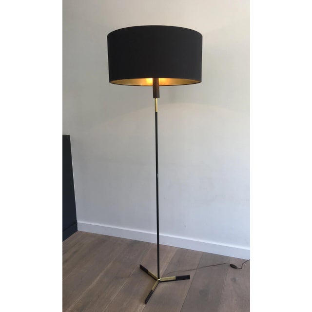 Metal Black Lacquered and Brass Design Floor Lamp, French, circa 1950 For Sale - Image 7 of 13