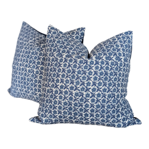 Raoul Textiles Oscar in Delft Blue Floral 20" Pillows