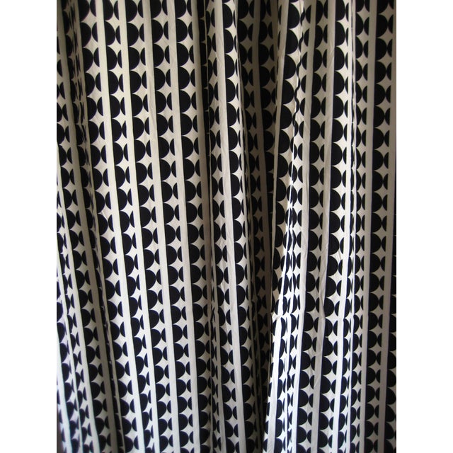 French Mid-Century Modern Runs of Geometrical Black and White Textiles Over 5 Yards For Sale - Image 6 of 14