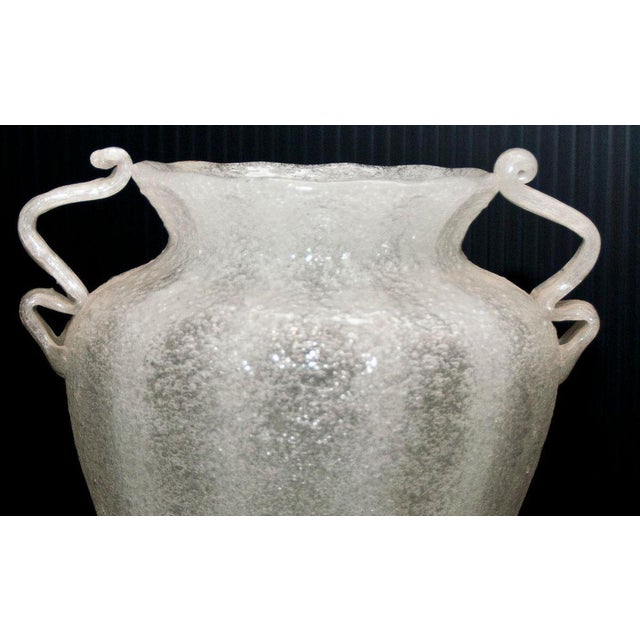 Vintage Murano Vase in White Pulegoso Glass by Napoleone Martinuzzi, 1930s For Sale - Image 6 of 7