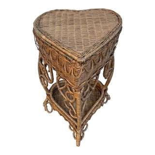 1940s Heart-Shaped Wicker Sewing Basket Table For Sale