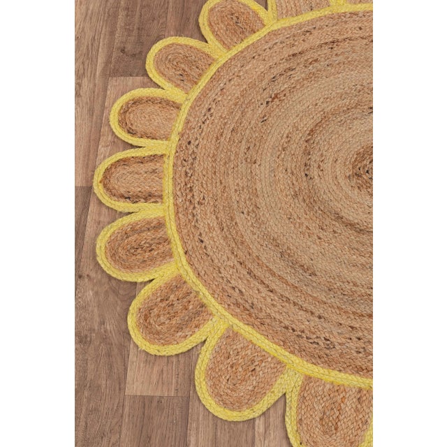 Yellow Round Jute Scallop Rug -10'x10' For Sale - Image 6 of 9